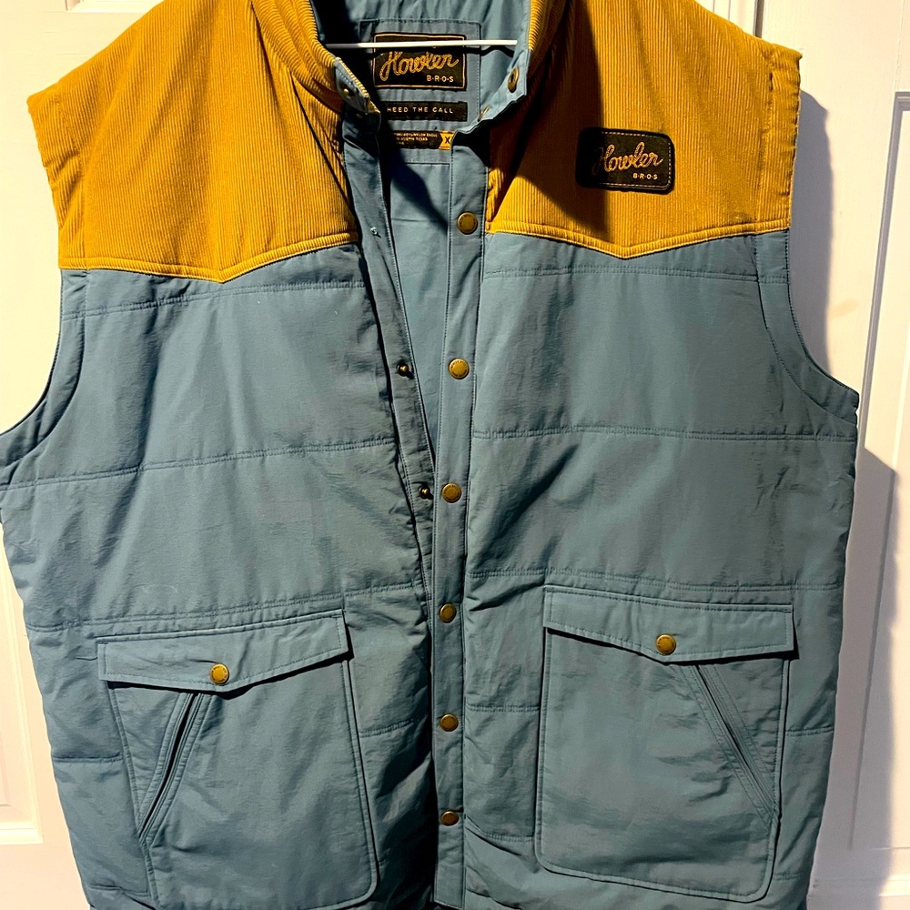 Beautiful, rugged XXL Howler Bros vest